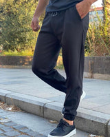 Siyah Rahat Kalı Eşofman