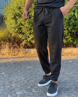 Siyah Rahat Kalı Eşofman